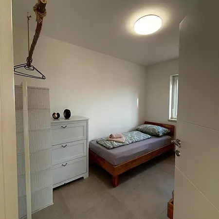 Laganini Tar-Vabriga