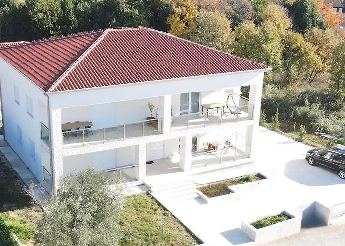 Laganini Tar-Vabriga