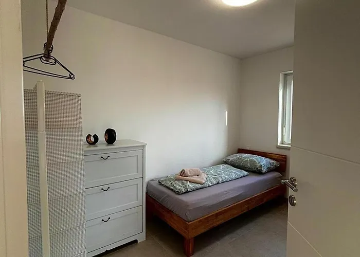 Laganini Tar-Vabriga